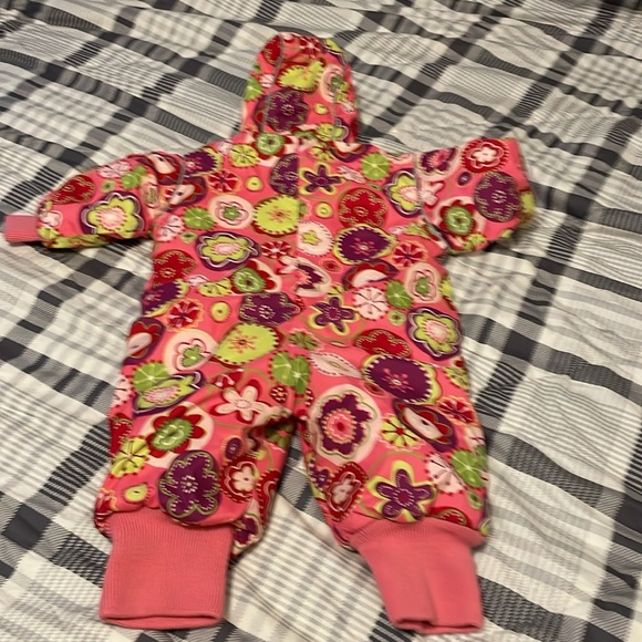 Hanna Andersson Baby Girl Floral Snowsuit size 70 - Picture 6 of 7
